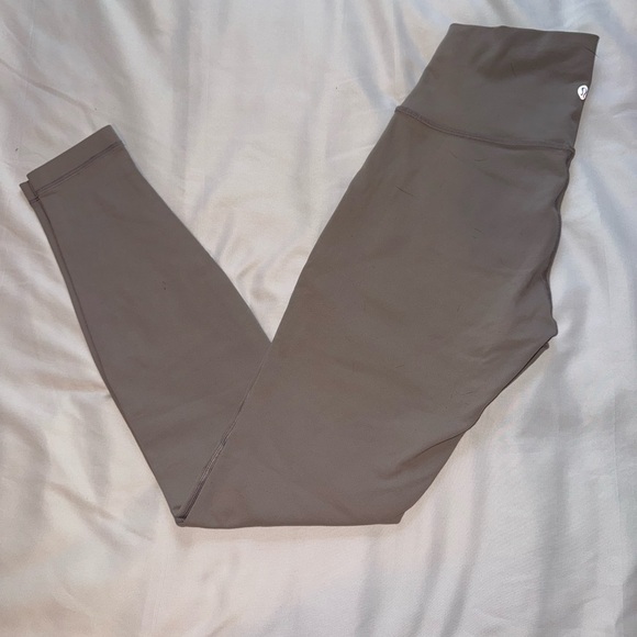Lululemon Wunder Under High Rise Light Gray / Taupe Mesh Leggings Size 6 - Picture 2 of 6